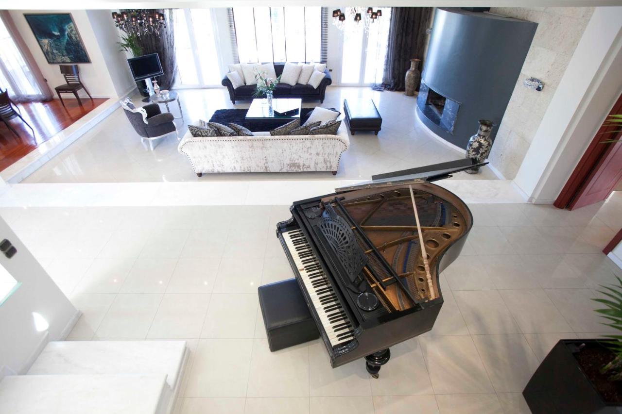 Peraía Villa Elena מראה חיצוני תמונה
