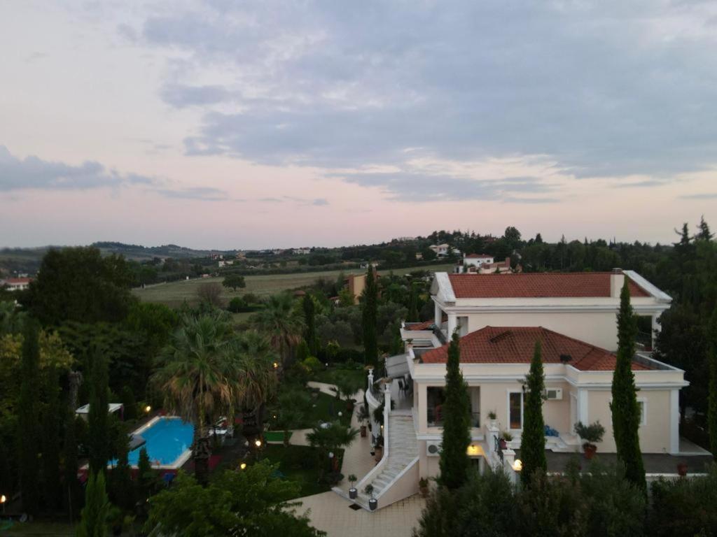 Peraía Villa Elena מראה חיצוני תמונה